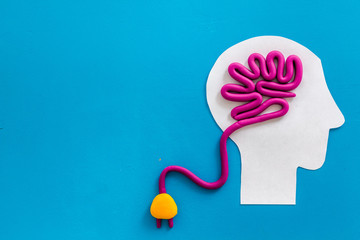 小学生五年级分数口算题（有答案的）50道？