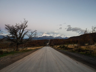 遥遥领先的造句