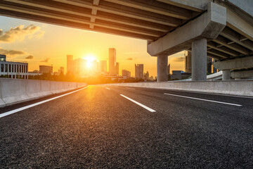 文明交通安全出行手抄报内容