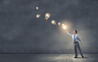 为什么主流的数码产品的默认颜色全是黑的-